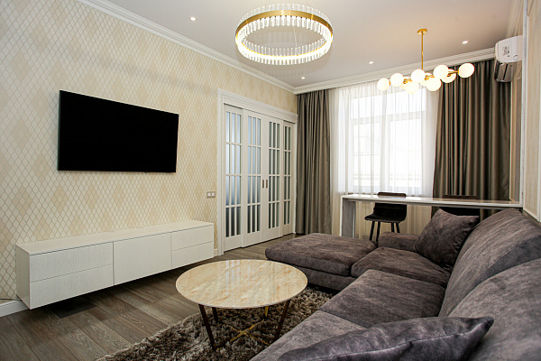 Квартира 3-комн., 85 м²